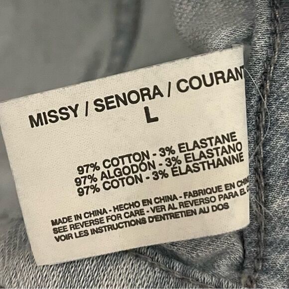 Vintage America Light Wash Button Down Jean Jacket With Stretch, Large - Picture 5 of 7